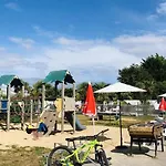 Zecamping 3 Etoiles - Piscine Chauffee Et Club Enfant *