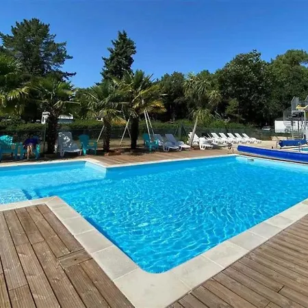 Campsite 3 Etoiles - Piscine - Eebebg