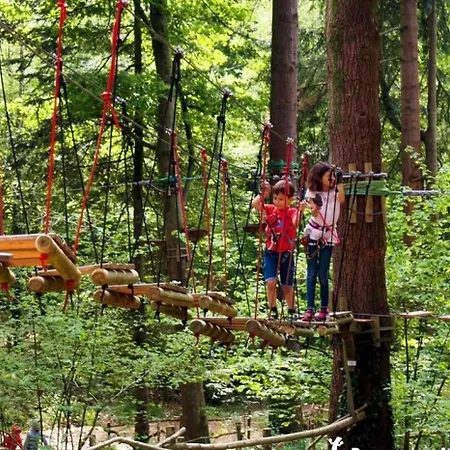 Campingplatz 3 Etoiles - Piscine - Eebebg