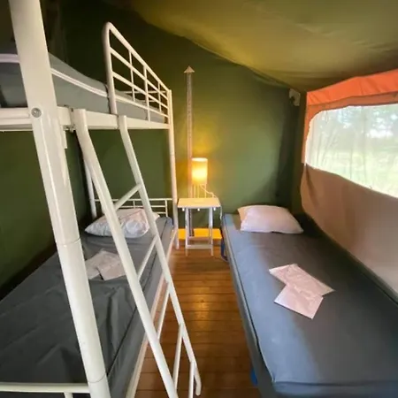 Campingplatz 3 Etoiles - Piscine - Eebebg