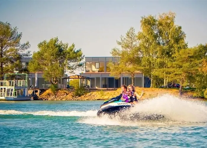 3 étoiles - Piscine - Eebebg Camping *