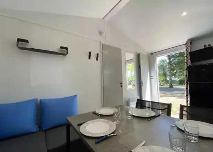 3 étoiles - Piscine - Eebebg Camping Guéméné-Penfao