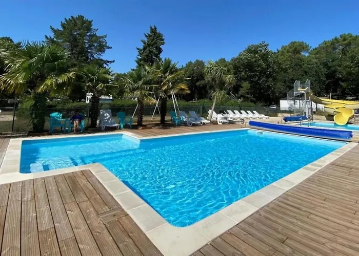 3 étoiles - Piscine - Eebebg Guéméné-Penfao