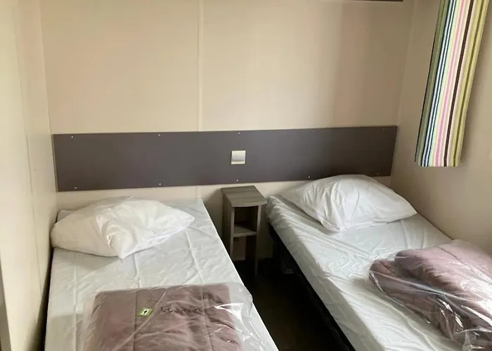 Campsite Zecamping 3 Chiens Acceptes Club Enfant Piscine Chauffee Guemene-Penfao